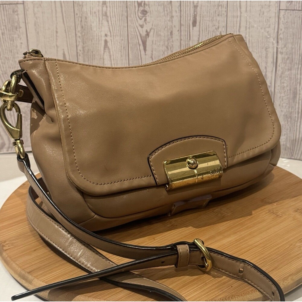 Vintage Coach Kristin Leather Hobo Shoulder/Crossbody Bag Taupe